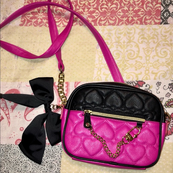Betsey Johnson Crossbody - Picture 1 of 3